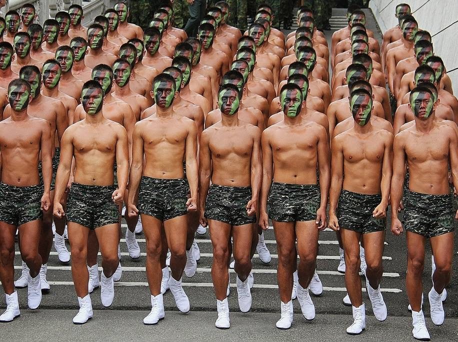 Gays and army 1918